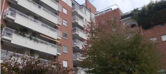 3 chambres Appartement à Milan, Italy No. 358012 8