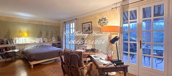 5 bedrooms Villa in Pierrevert, France No. 191115 7