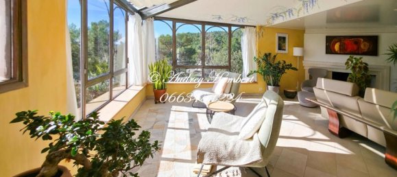 5 bedrooms Villa in Pierrevert, France No. 191115 2