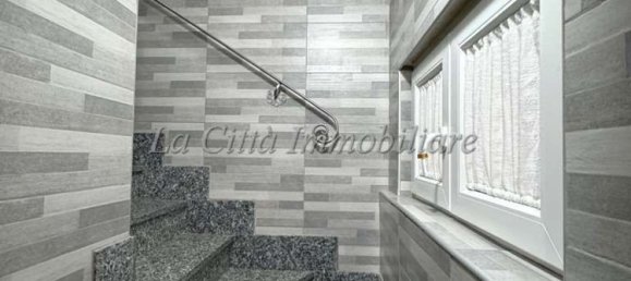 Apartamento T3 em Novara, Italy N.º 325584 21