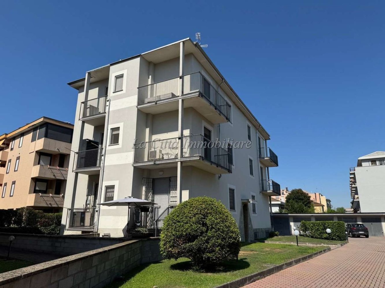Apartamento T3 em Novara, Italy N.º 325584