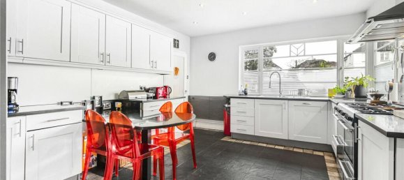 8 bedrooms House in London, United Kingdom No. 6583 15