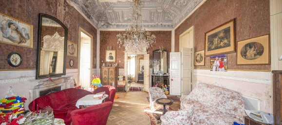 Вилла с 15 комнатами в Мессина, Италия № 118085 2