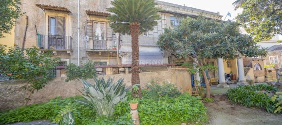 Вилла с 15 комнатами в Мессина, Италия № 118085 27