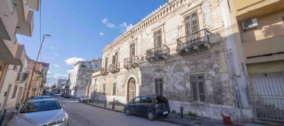 Вилла с 15 комнатами в Мессина, Италия № 118085 39