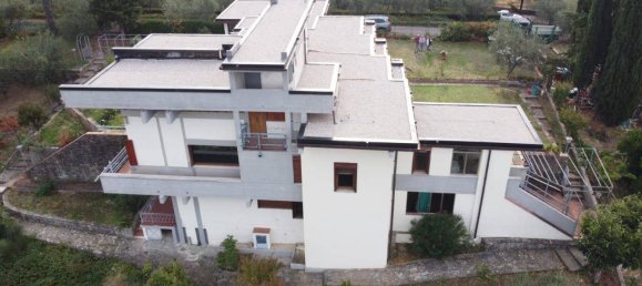 5-Zimmer Villa in Florence, Italy, Nr. 70434 8