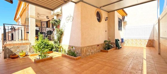 Moradia em banda T2 em Dehesa De Campoamor, Spain N.º 186298 2