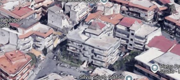 Apartamento de 3 dormitorios en Aci Catena, Italy No. 193304 4