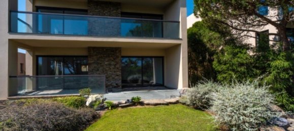 3 bedrooms Villa in Cascais, Portugal No. 237447 18