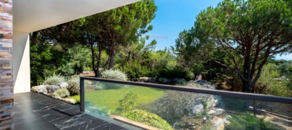 3 bedrooms Villa in Cascais, Portugal No. 237447 17
