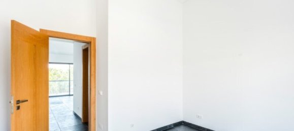 3 bedrooms Villa in Cascais, Portugal No. 237447 35