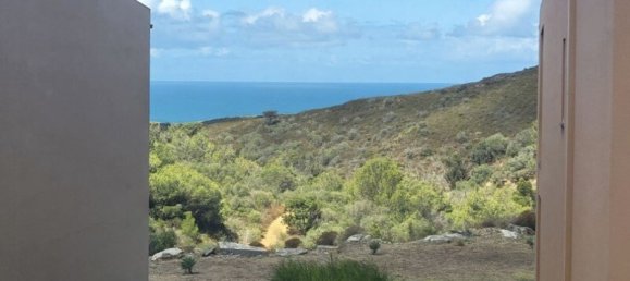 3 bedrooms Villa in Cascais, Portugal No. 237447 16