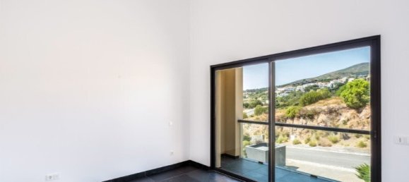 3 bedrooms Villa in Cascais, Portugal No. 237447 34