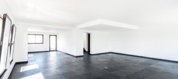 3 bedrooms Villa in Cascais, Portugal No. 237447 21