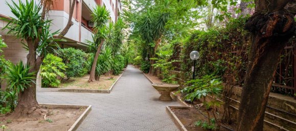 2 bedrooms Apartment in Rome, Italy No. 320145 24