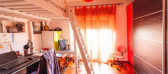 2 bedrooms Apartment in Rome, Italy No. 320145 4