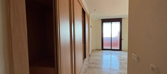 3 Schlafzimmer Penthouse in Estepona, Spain, Nr. 146441 10