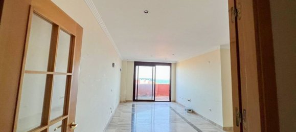 3 Schlafzimmer Penthouse in Estepona, Spain, Nr. 146441 4