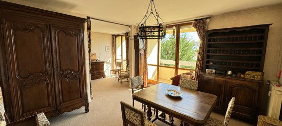 Apartamento de 3 dormitorios en Tinqueux, France No. 76279 2