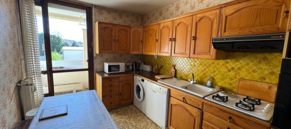 Apartamento de 3 dormitorios en Tinqueux, France No. 76279 9