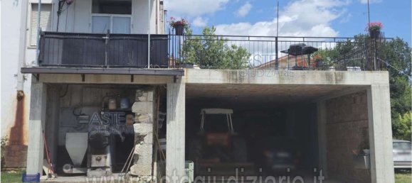 Villa de 6 habitaciónes en Casoli, Italy No. 183930 16