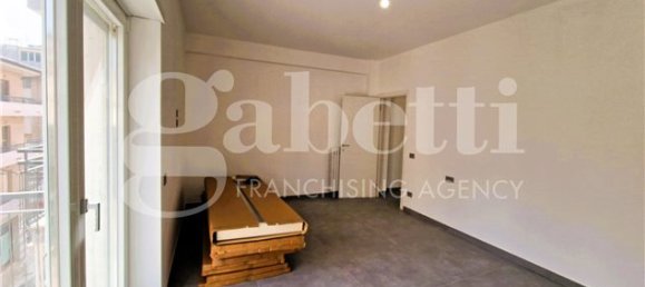 3 bedrooms Apartment in Isernia, Italy No. 29124 16