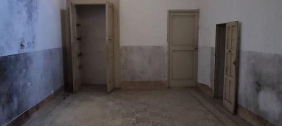 Edificio de 15 habitaciónes en Ruffano, Italy No. 235599 2