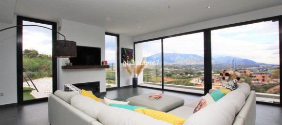 4 bedrooms Villa in Mijas, Spain No. 270308 6