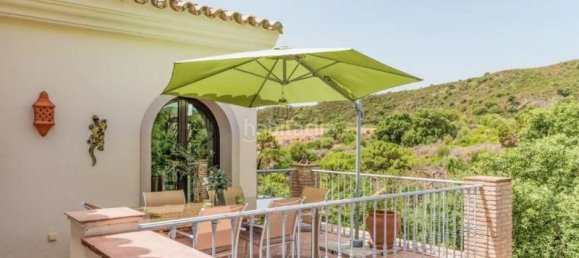 3 غرف نوم فيلا في Estepona, Spain رقم 52298 60