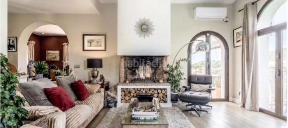 3 غرف نوم فيلا في Estepona, Spain رقم 52298 2