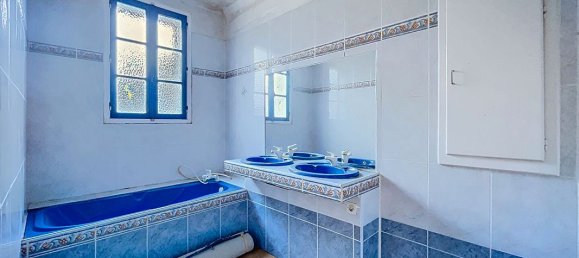 4 bedrooms House in Manche, France No. 354168 12