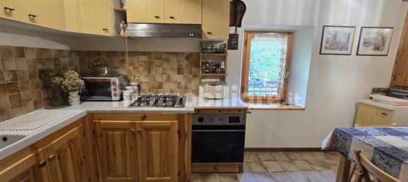 4 bedrooms House in Pievepelago, Italy No. 340688 6