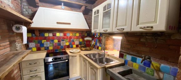 4 rooms Apartment in Castelfiorentino, Italy No. 18139 12