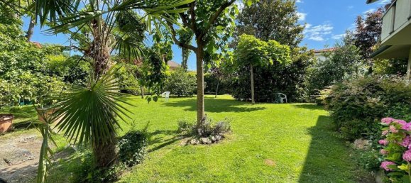 7 rooms Villa in Forte dei Marmi, Italy No. 194164 3