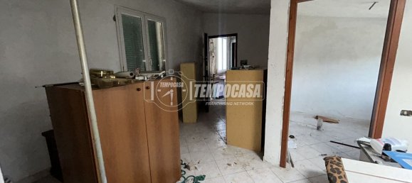 5-salle Maison à Fino Mornasco, Italy No. 211108 20