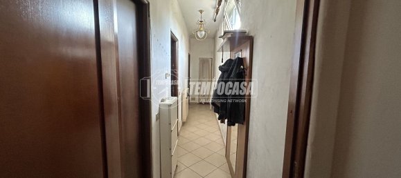 5-salle Maison à Fino Mornasco, Italy No. 211108 6