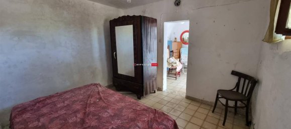 4 rooms House in Locorotondo, Italy No. 163978 10