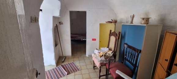 4 rooms House in Locorotondo, Italy No. 163978 5