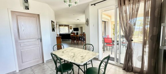 3 bedrooms Villa in Narbonne, France No. 297678 11