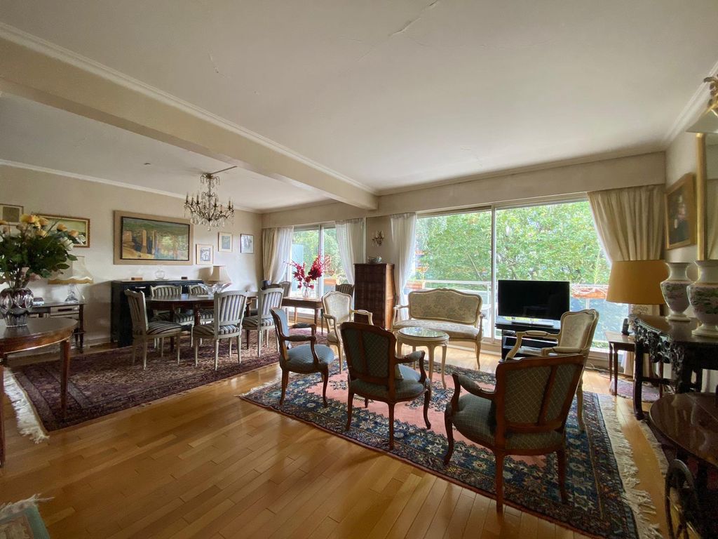 3 bedrooms Apartment in Yvelines, France No. 124602