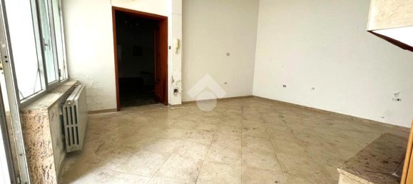 3 bedrooms House in Mesagne, Italy No. 52527 8