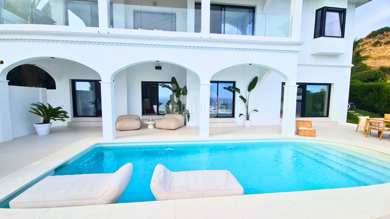 5 bedrooms Townhouse in Benalmadena, Spain No. 203548