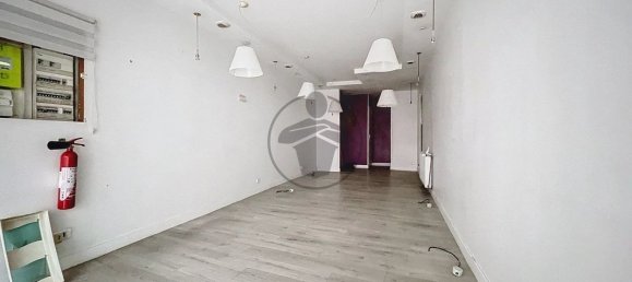 2 bedrooms Apartment in Saint-Quentin, France No. 155007 3