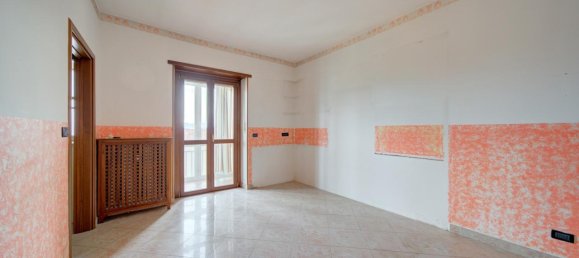 3 rooms Apartment in Grugliasco, Italy No. 2049 10