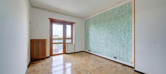 3 rooms Apartment in Grugliasco, Italy No. 2049 17