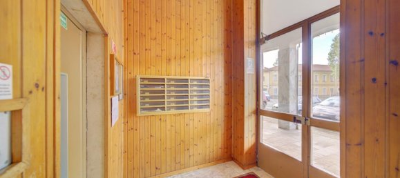 3 rooms Apartment in Grugliasco, Italy No. 2049 3