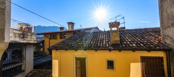 Квартира с 2 комнатами в Роветта, Италия № 155641 12