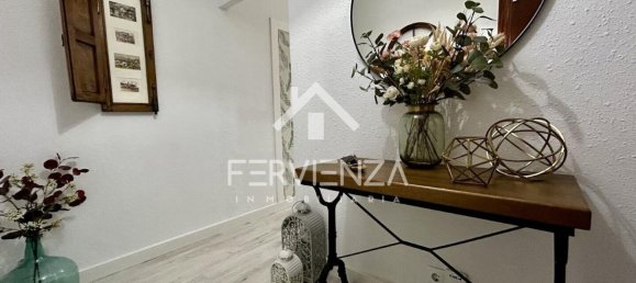 Apartamento de 2 dormitorios en Oviedo, Spain No. 162780 2