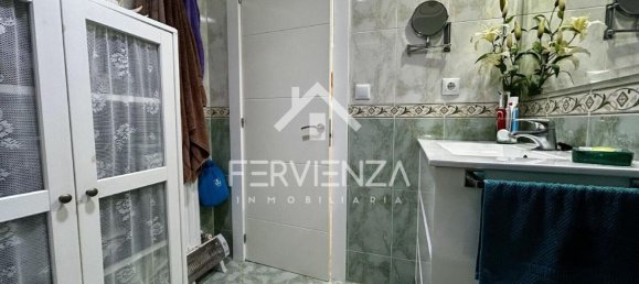 Apartamento de 2 dormitorios en Oviedo, Spain No. 162780 32