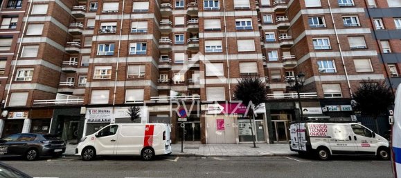 Apartamento de 2 dormitorios en Oviedo, Spain No. 162780 35
